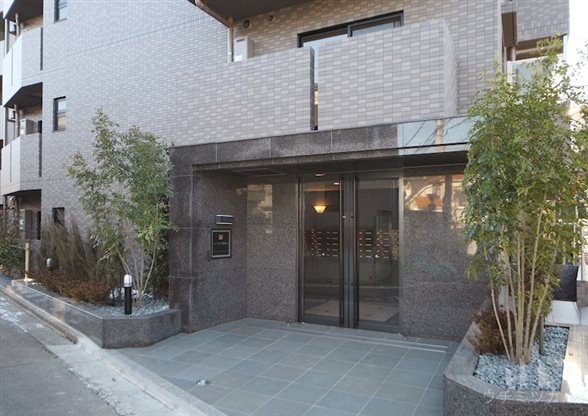 京王線 千歳烏山駅 徒歩9分 4階建 築15年の外観写真