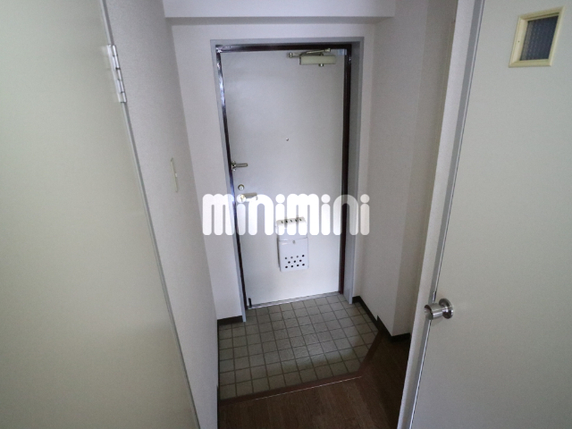 ベルメゾン市ヶ尾Bの玄関写真