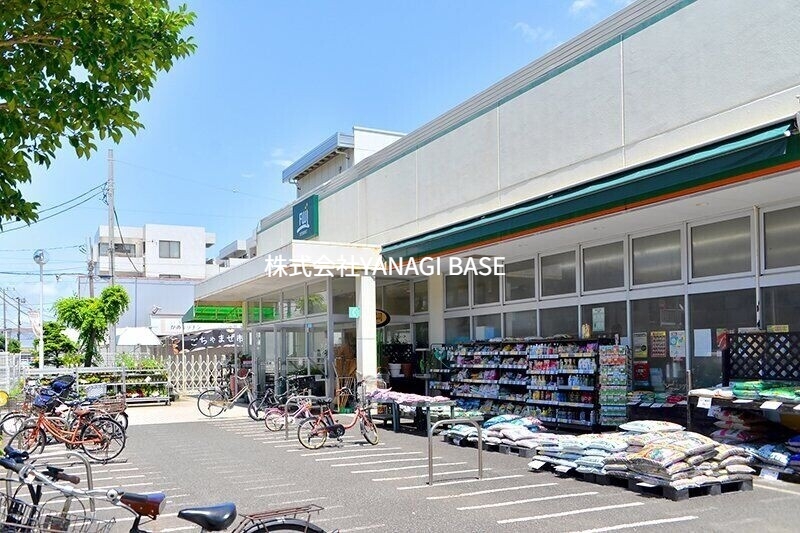 スーパー　Fuji鵠沼店（スーパー）まで380m