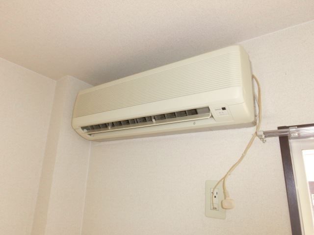 その他設備　快適設備のエアコン。