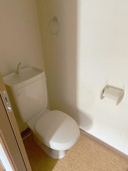 メゾンドー赤羽のトイレ写真