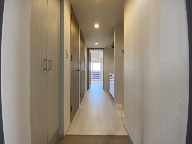 玄関　落ち着いた玄関です