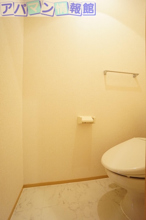 リヤフィールド Aのトイレ写真