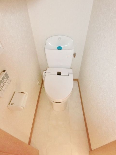 トイレ　☆温水洗浄便座☆