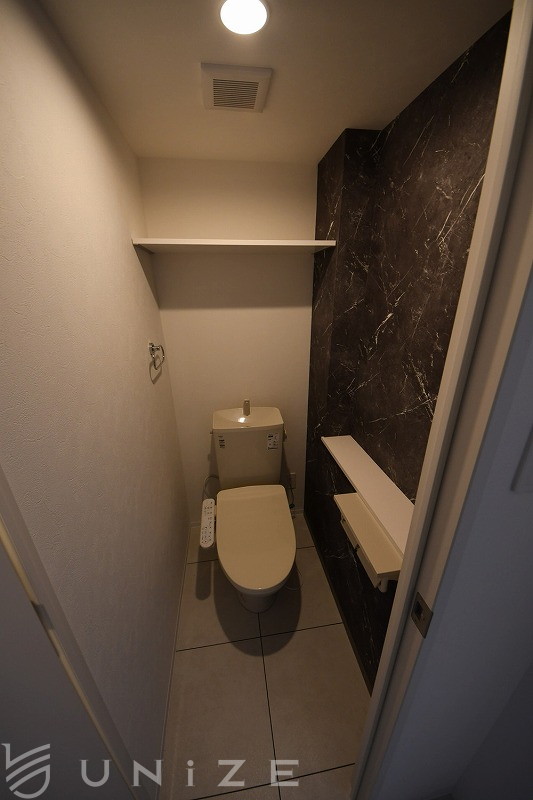 札幌市電 幌南小学校前駅 徒歩6分 4階建 築1年のトイレ写真