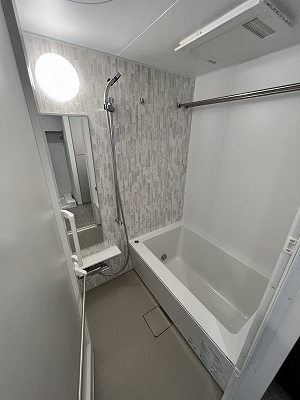 バス・シャワールーム　※別部屋参考写真