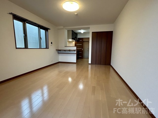 ヴァン・ベール大川の居間写真