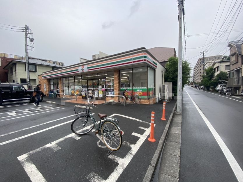 コンビニ　セブンイレブン東新町2丁目（コンビニ）まで280m