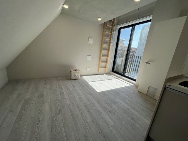 居室・リビング　居間です