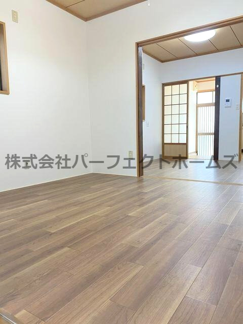 居室・リビング　綺麗な室内