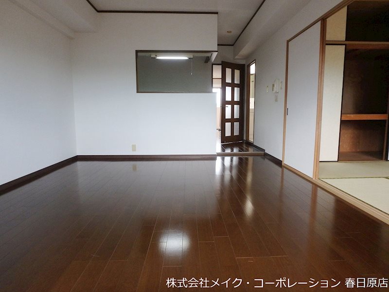 居室・リビング　写真は同型タイプ