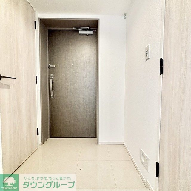 玄関　※写真は同タイプ住戸です。