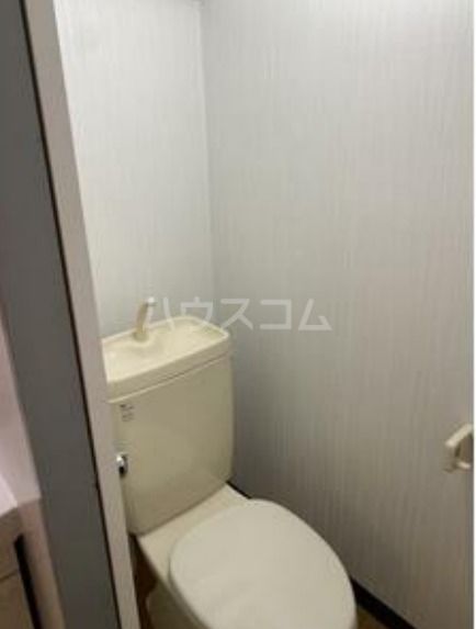 ＪＲ横浜線 古淵駅 徒歩13分 3階建 築38年のトイレ写真