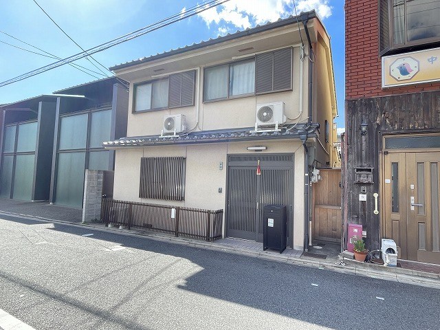 Aminif吉田京大前の外観写真