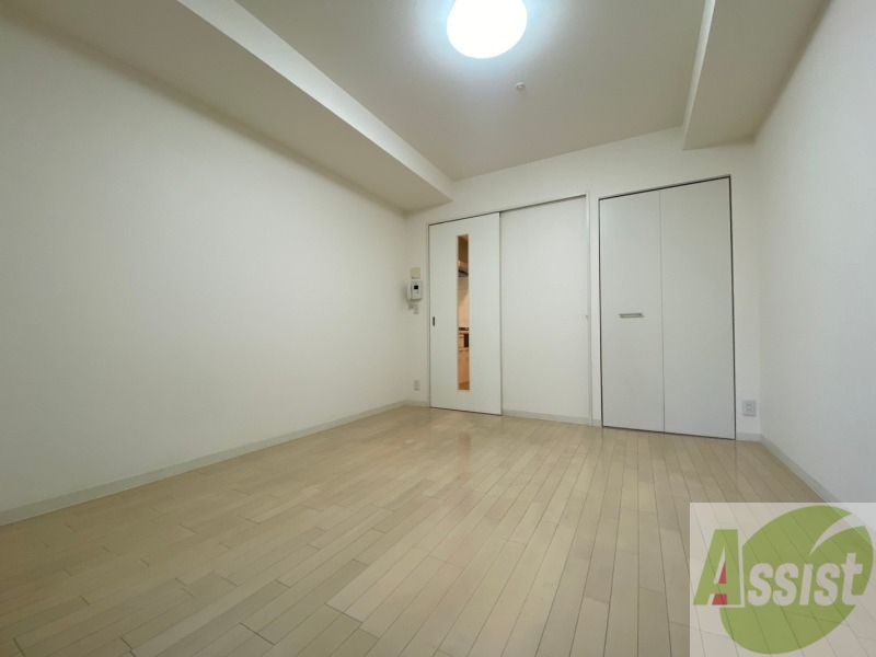 居室・リビング　広くてキレイなお部屋が広がっていて、充実した生活が送れそう。