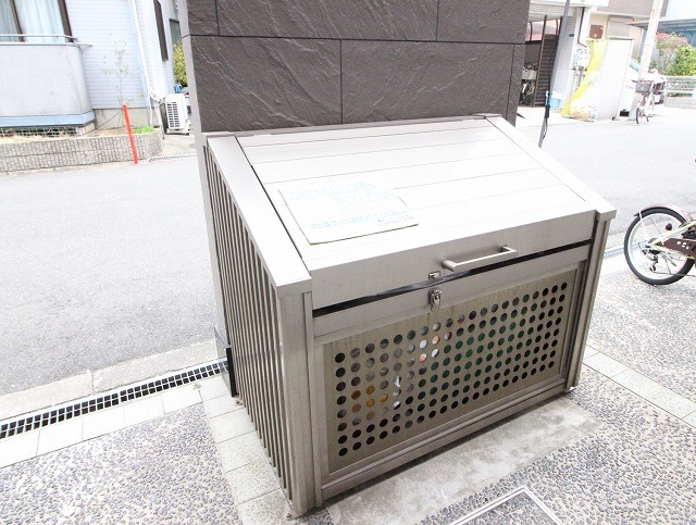 その他共有部分　ゴミストッカーです。