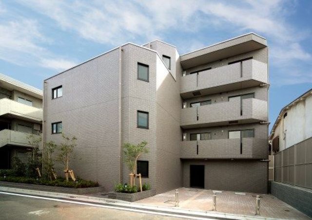 建物外観　丈夫な鉄筋コンクリート造マンションです☆