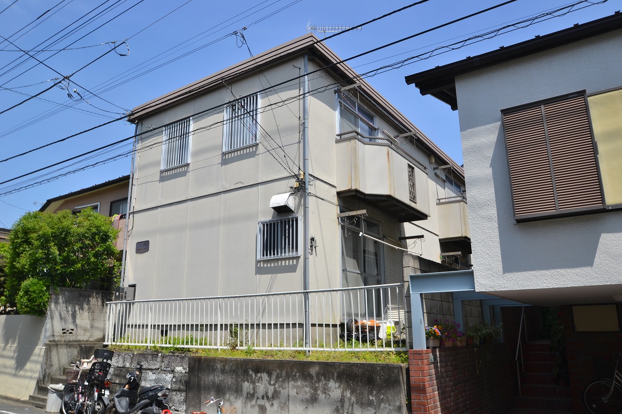 建物外観　戸建感覚のメゾネットタイプ