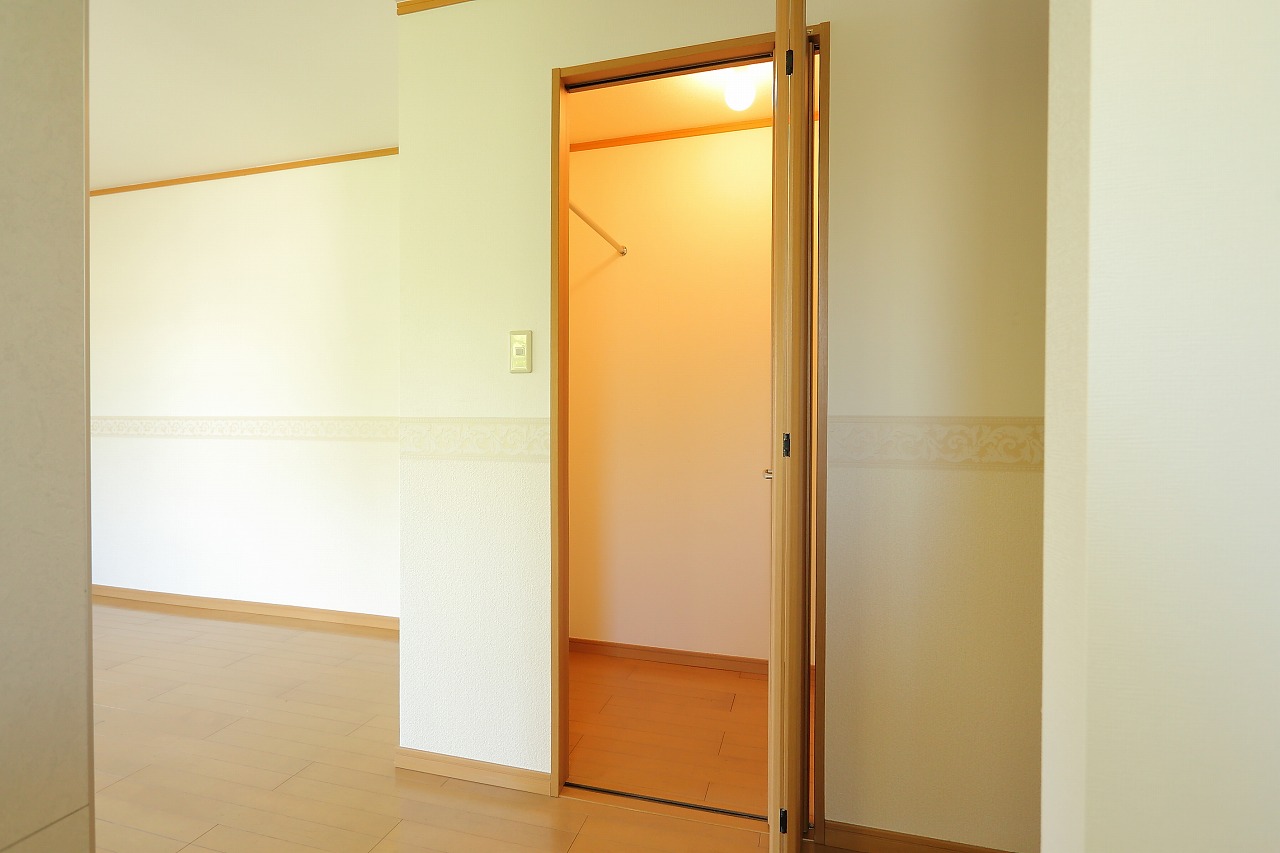 収納　ウォークインクローゼット