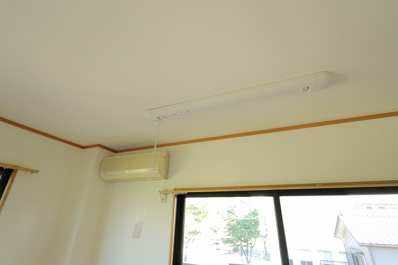 その他設備　室内干し用器具＆エアコン