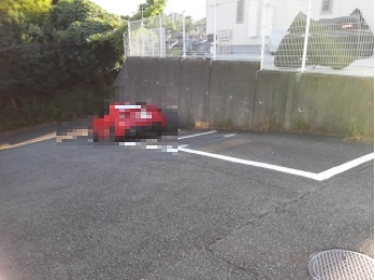 【ハイツあさぎりの駐車場】