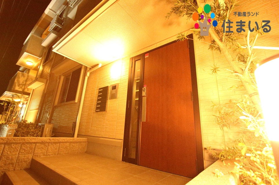 スーパー　平和堂なるぱーく店（スーパー）まで349m