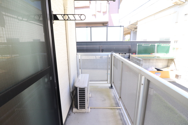 バルコニー　画像は１階部分になります。