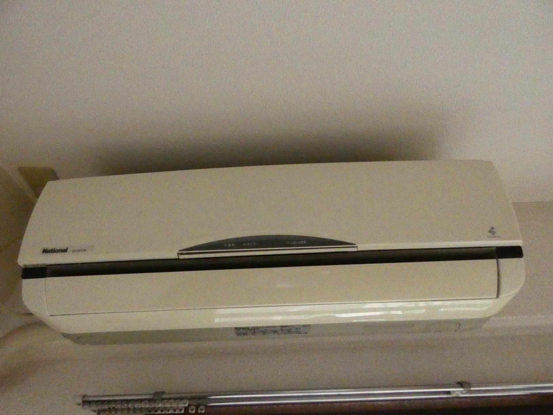 その他　エアコン(写真別号室）