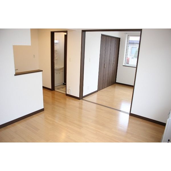 居室・リビング　☆9.5帖の広々としたリビングです！