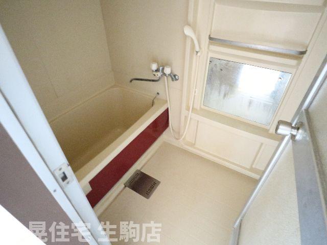 バス・シャワールーム　日々の疲れを癒すお風呂付です