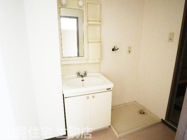 洗面設備　忙しい朝には欠かせない洗面所です