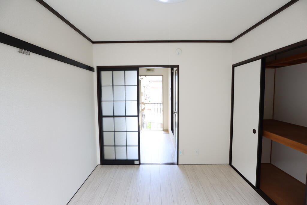 Classハイツの居間写真