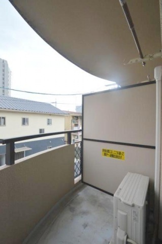 バルコニー　広々使えるバルコニー