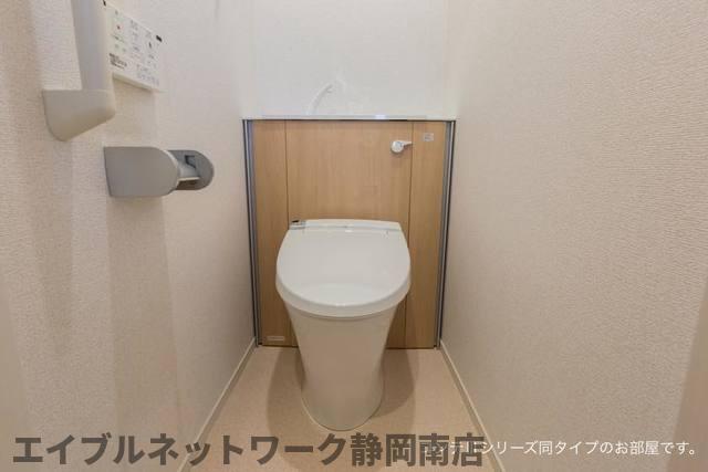 トイレ　イメージ