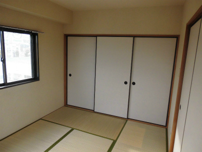 収納　室内写真は401号室参照