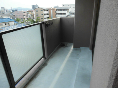 バルコニー　室内写真は401号室参照