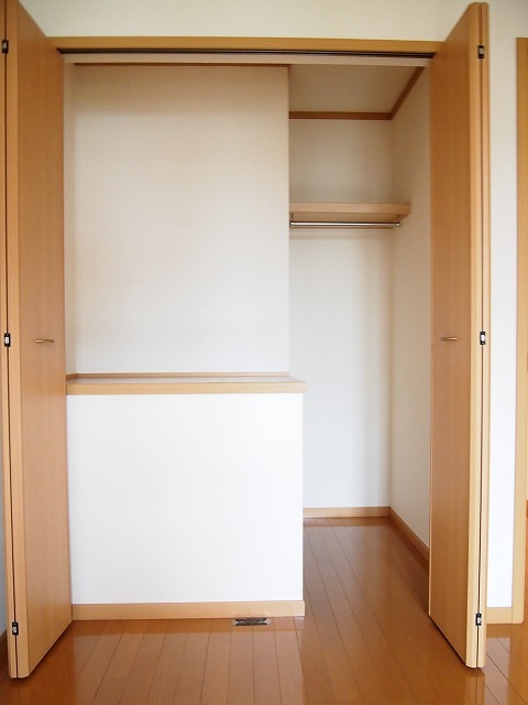 収納　クローゼット