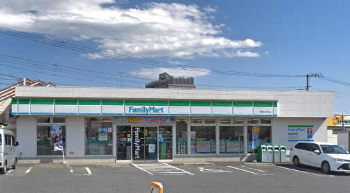 コンビニ　ファミリーマート　船橋飯山満町店（コンビニ）まで215m