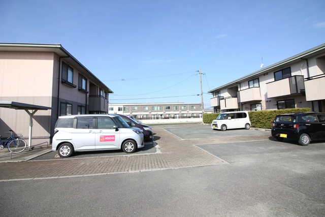 駐車場　敷地内駐車場