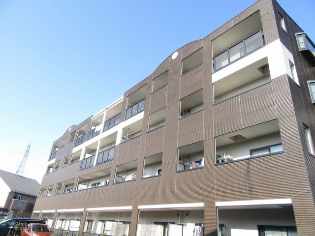 京都市伏見区久我石原町のマンションの建物外観