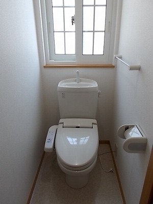 トイレ　同じ建物の別のお部屋