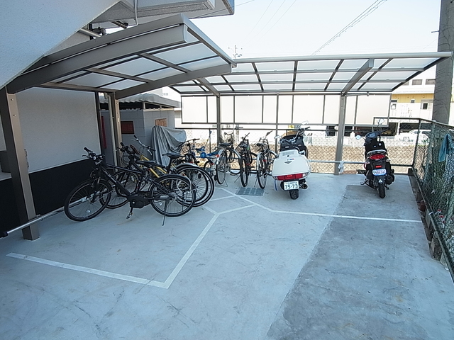 その他共有部分　屋根付き駐輪場・バイク置き場