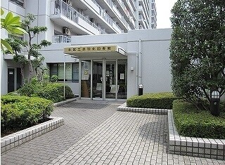 図書館　北区立赤羽図書館（図書館）まで868m