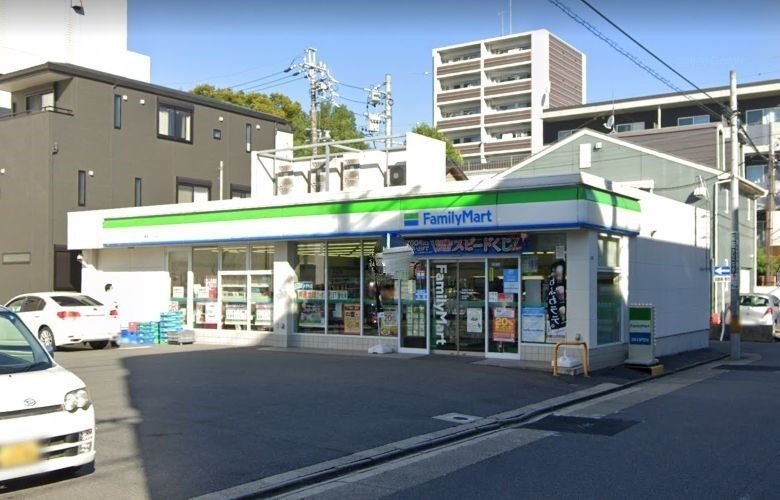 【名古屋市中村区亀島のマンションのコンビニ】