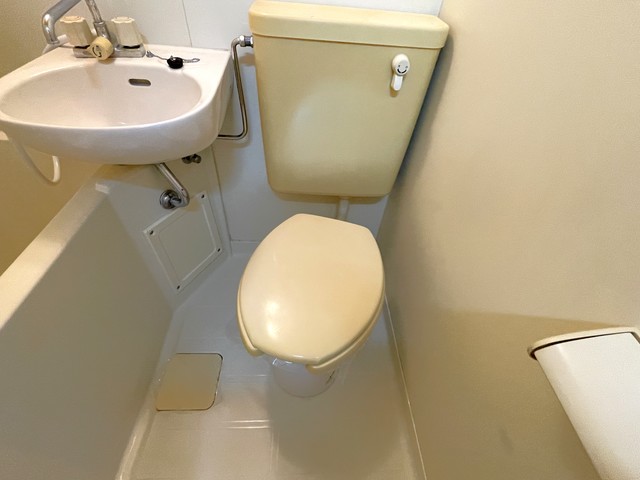 トイレ　一人暮らしには最適なユニットバス☆