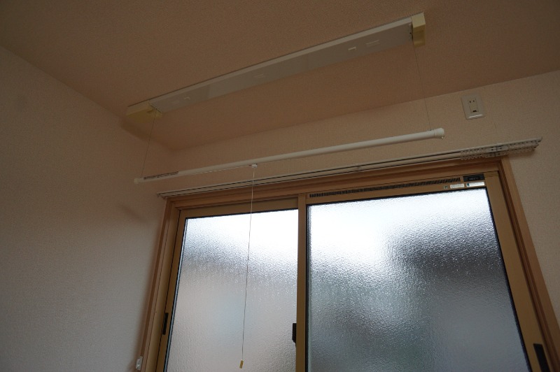 その他設備　室内物干し