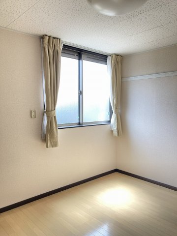 居室・リビング　1階の写真です。