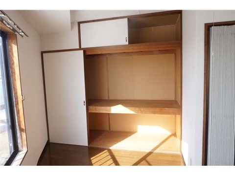 収納　洋室収納