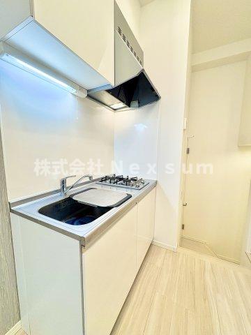 キッチン　コンパクトなキッチンで掃除もラクラク