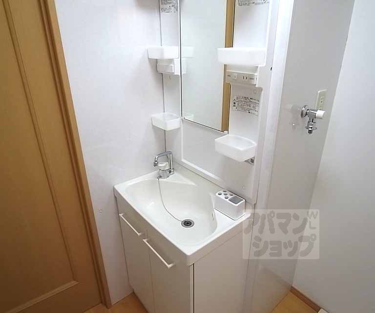 洗面設備　独立洗面台